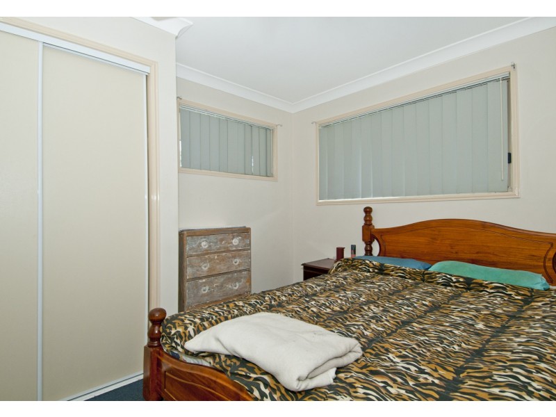 3/8 Page Street, Bethania QLD 4205