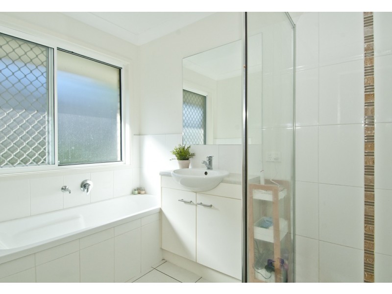 39 Breezeway Drive, Bahrs Scrub QLD 4207