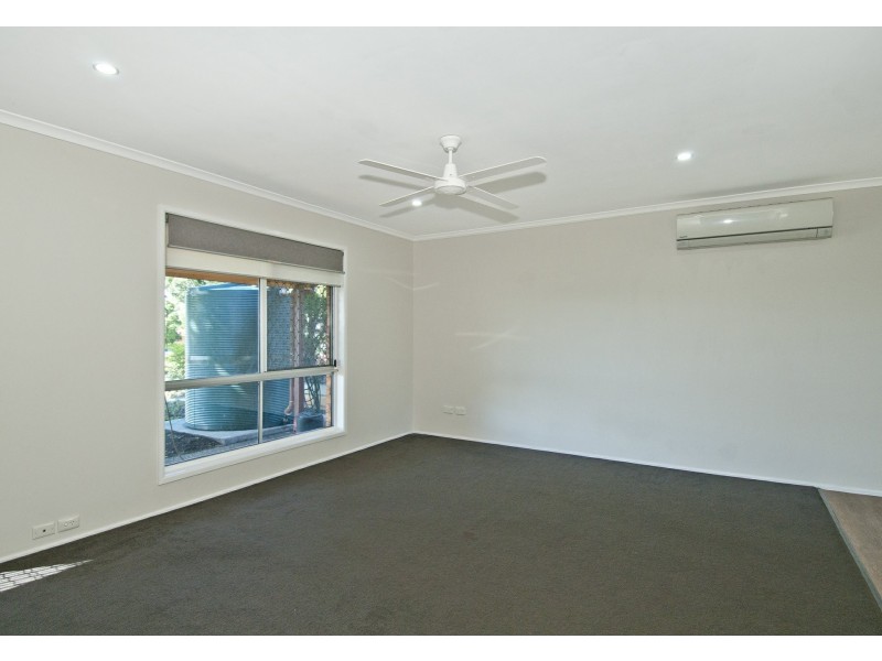 19 Bingo Street, Holmview QLD 4207