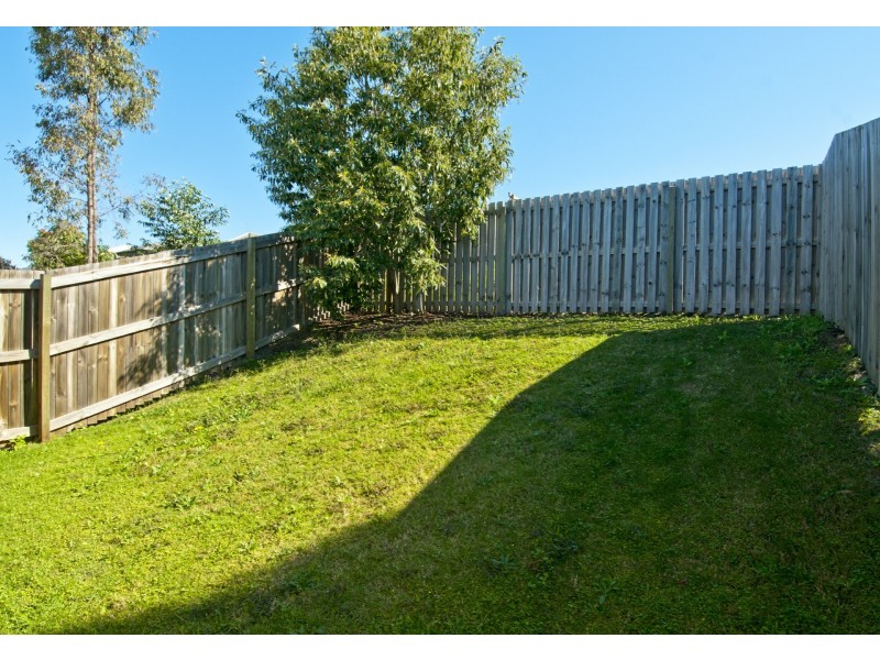 92 Pepper Tree, Holmview QLD 4207