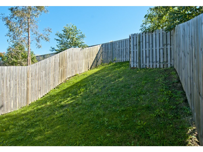 92 Pepper Tree, Holmview QLD 4207