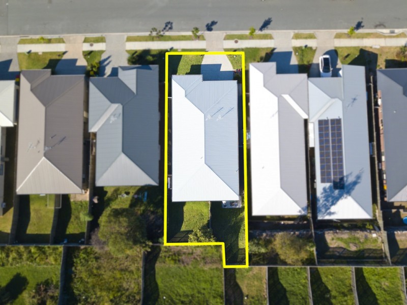 92 Pepper Tree, Holmview QLD 4207