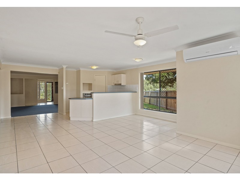 38 Lake Manchester Steet, Logan Reserve QLD 4133