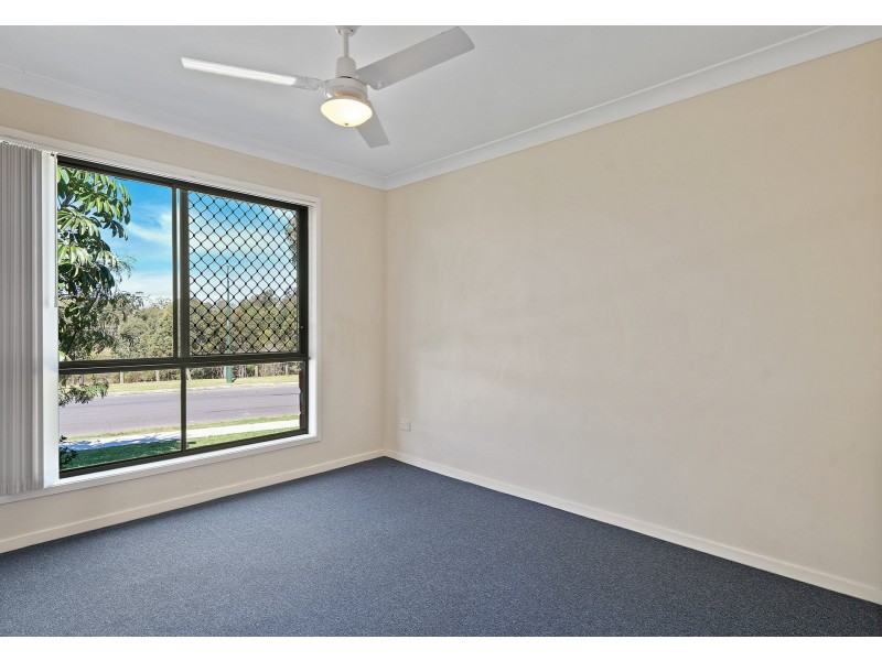 38 Lake Manchester Steet, Logan Reserve QLD 4133