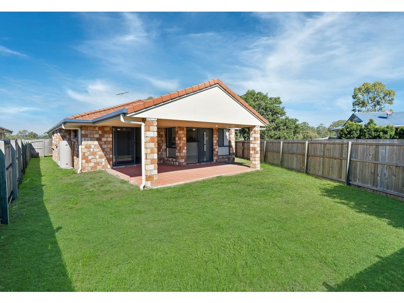 38 Lake Manchester Steet, Logan Reserve QLD 4133