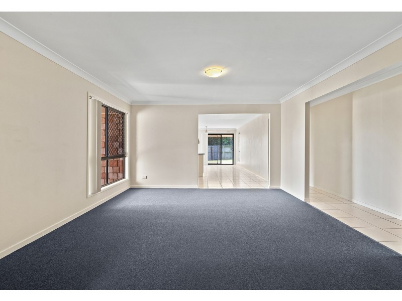 38 Lake Manchester Steet, Logan Reserve QLD 4133