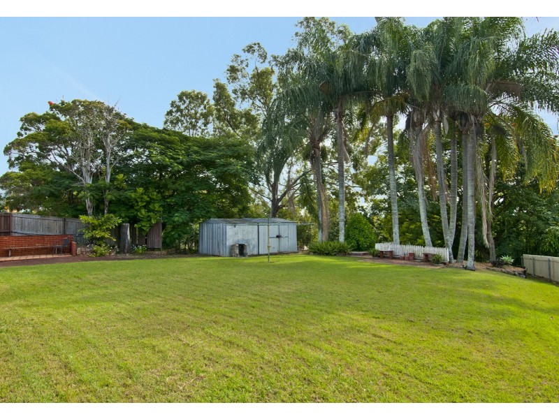 39 Lima Street, Edens Landing QLD 4207
