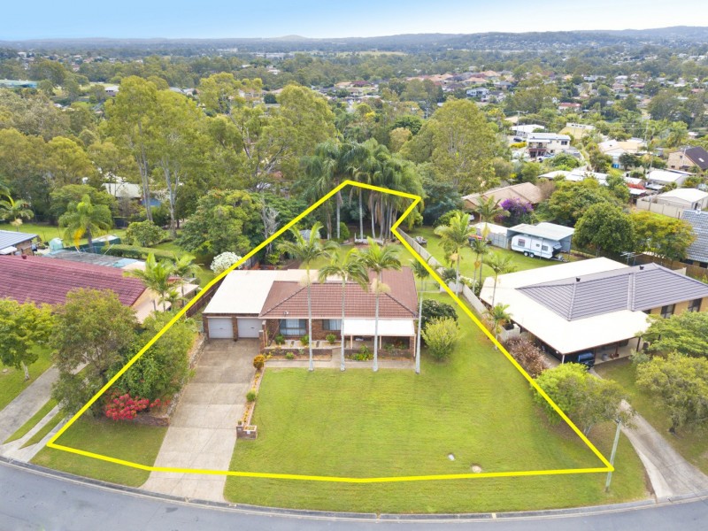 39 Lima Street, Edens Landing QLD 4207