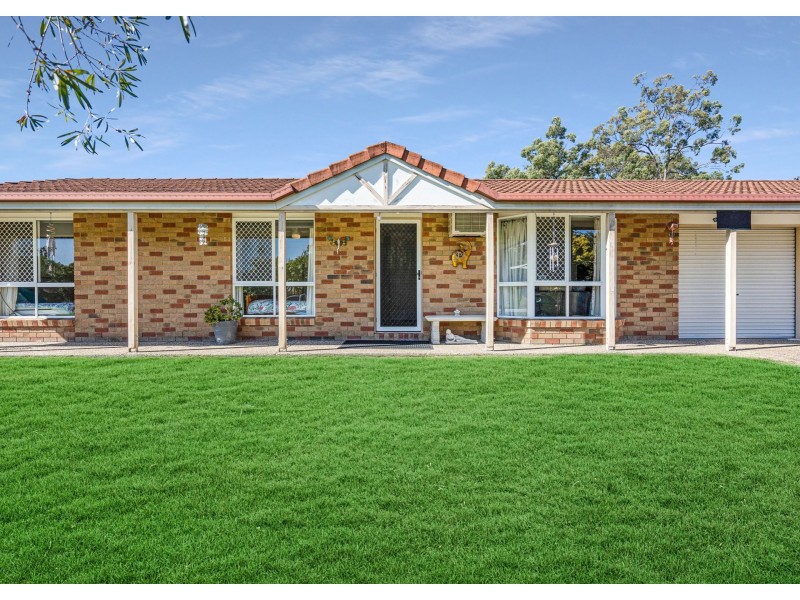 64 Tallagandra Rd, Beenleigh QLD 4207