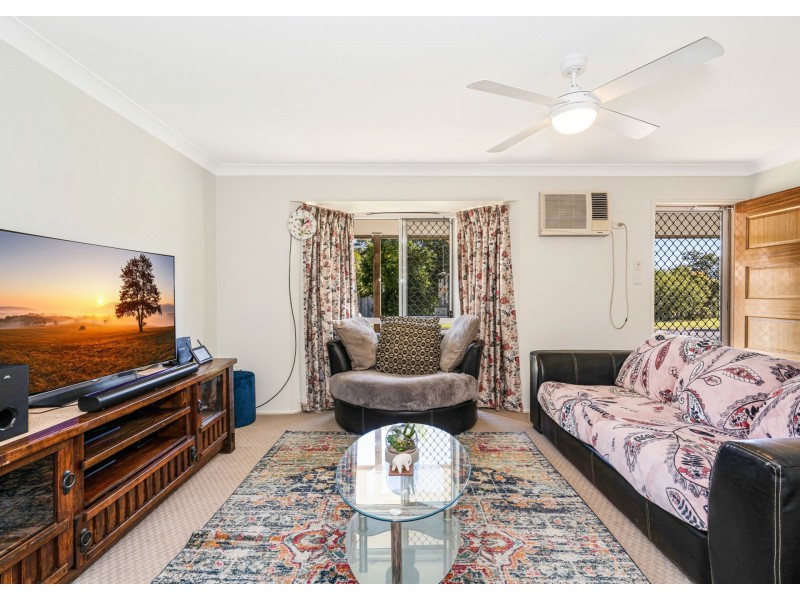 64 Tallagandra Rd, Beenleigh QLD 4207