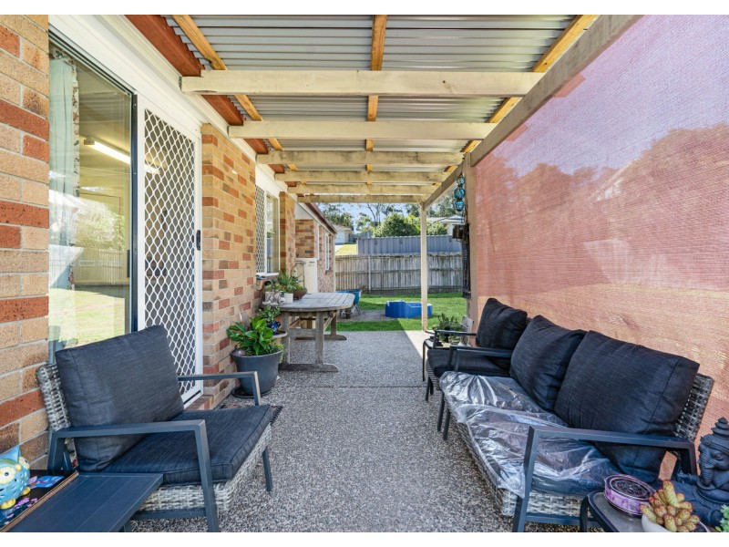 64 Tallagandra Rd, Beenleigh QLD 4207