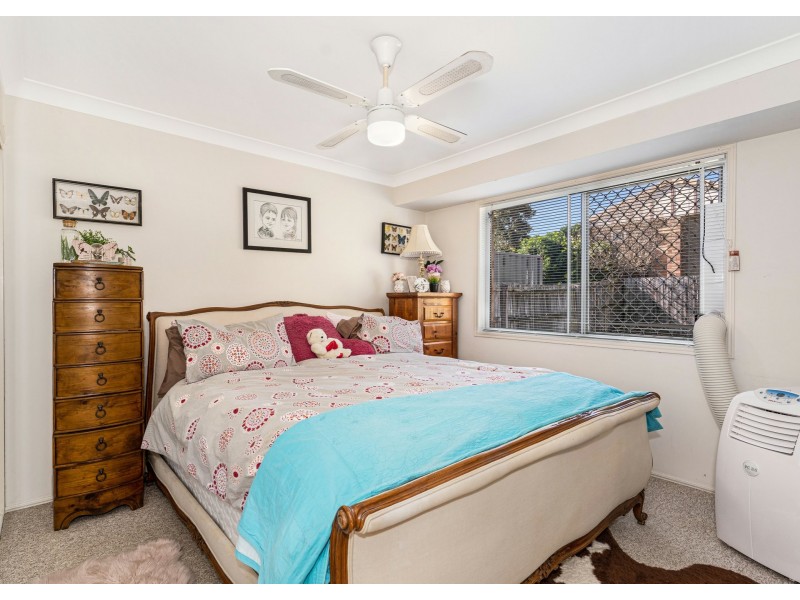 64 Tallagandra Rd, Beenleigh QLD 4207