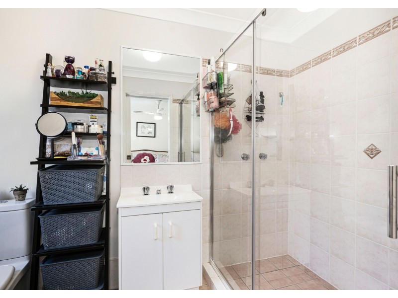 64 Tallagandra Rd, Beenleigh QLD 4207