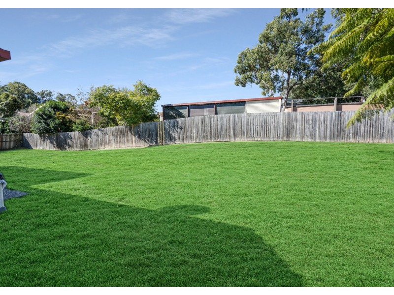 64 Tallagandra Rd, Beenleigh QLD 4207