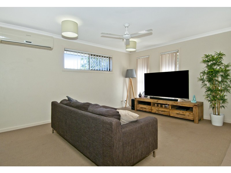 1/30 Wyndham Circuit, Holmview QLD 4207