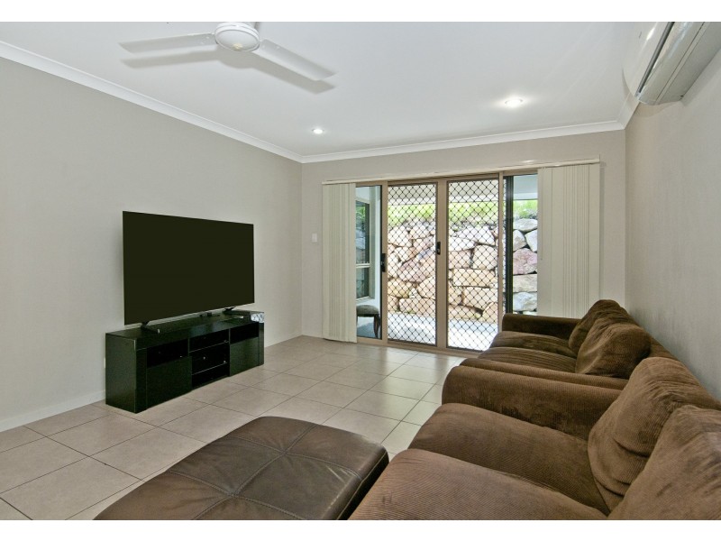 45 Meander Circuit, Holmview QLD 4207