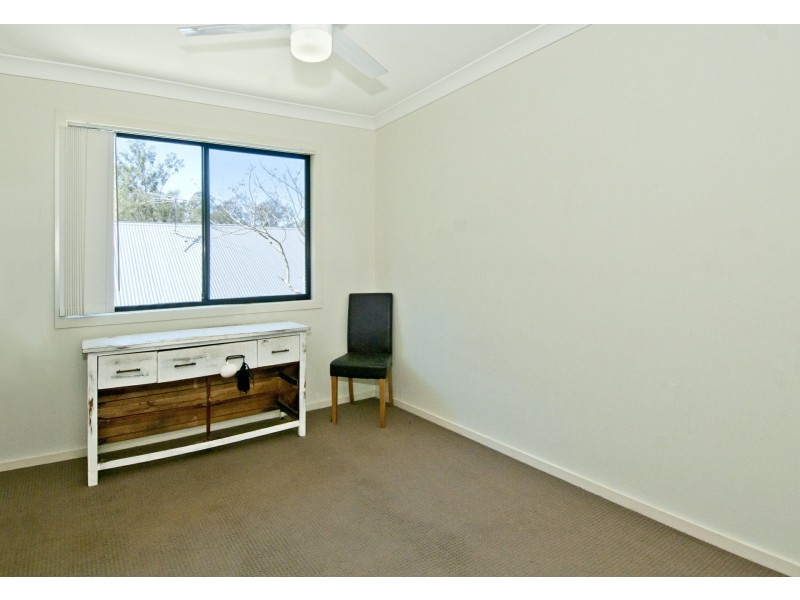 Unit 2/18-20 Frankland Avenue, Waterford QLD 4133