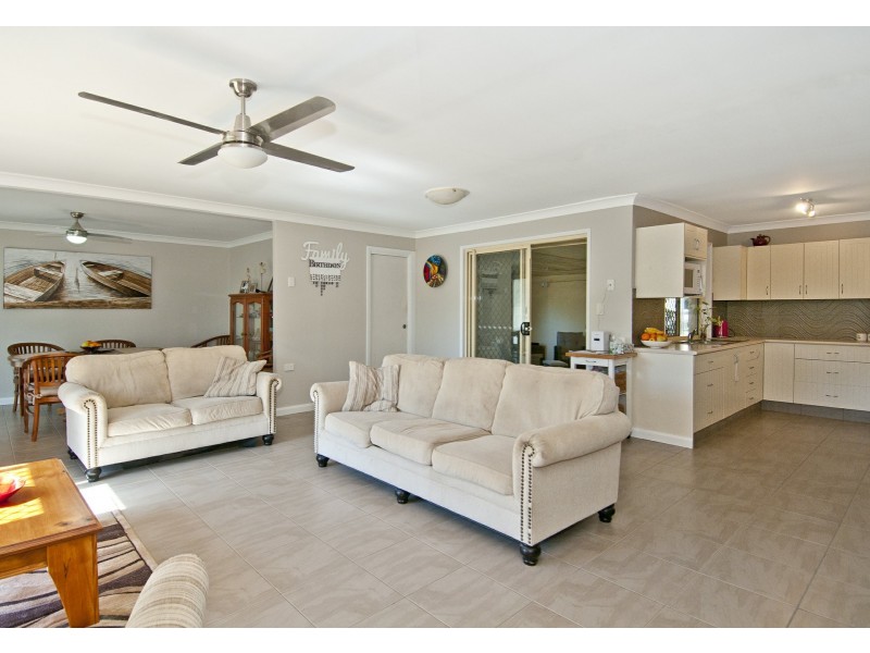 11 Fairfax Avenue, Bethania QLD 4205