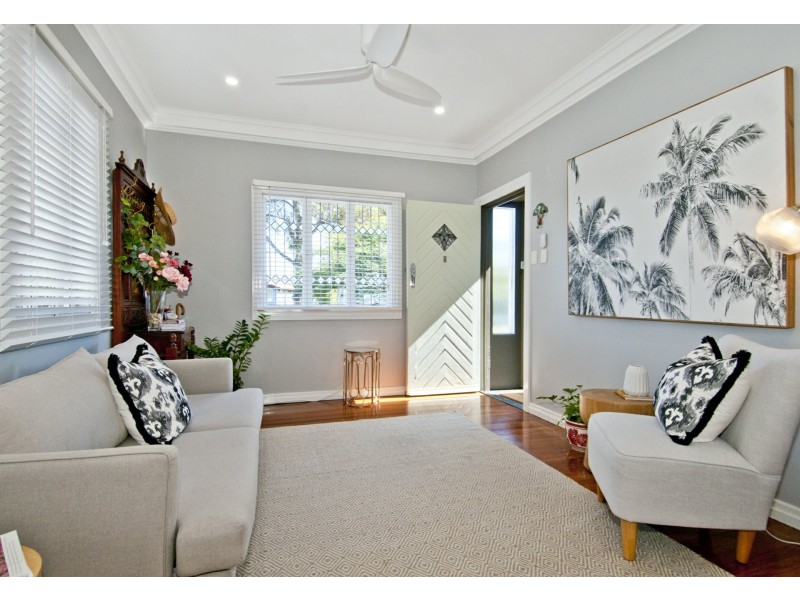 45 Pleystowe Crescent, Hendra QLD 4011