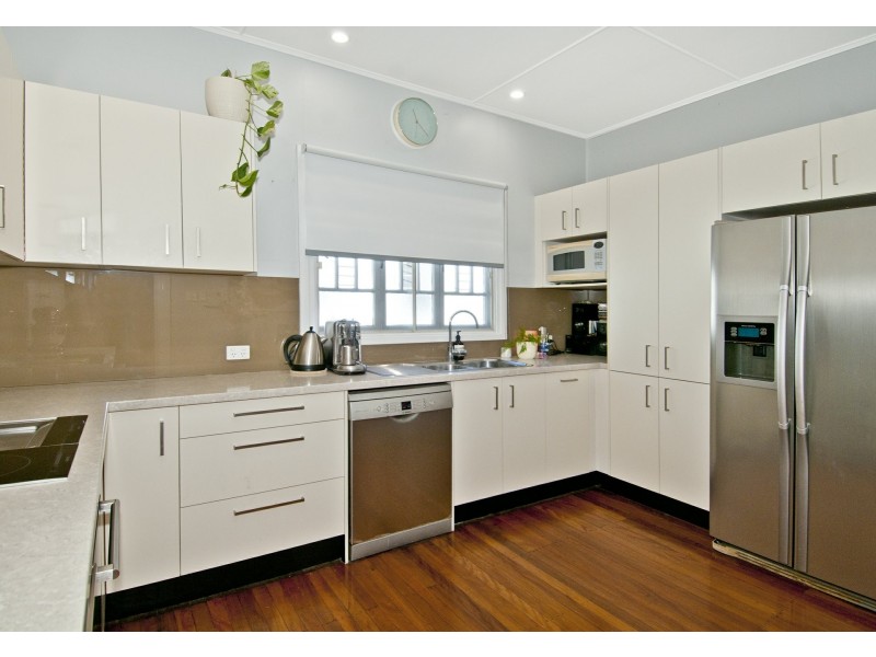 45 Pleystowe Crescent, Hendra QLD 4011