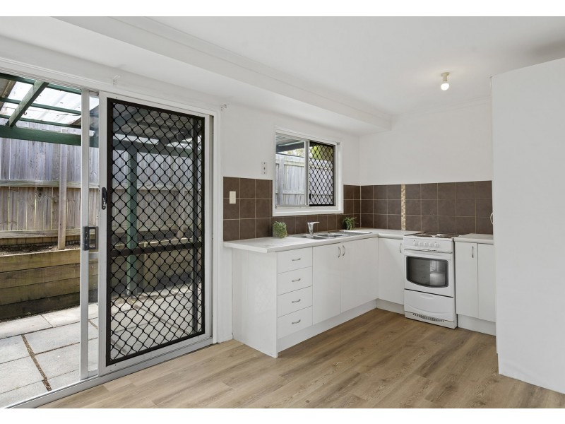 36 Dongarven Drive, Eagleby QLD 4207