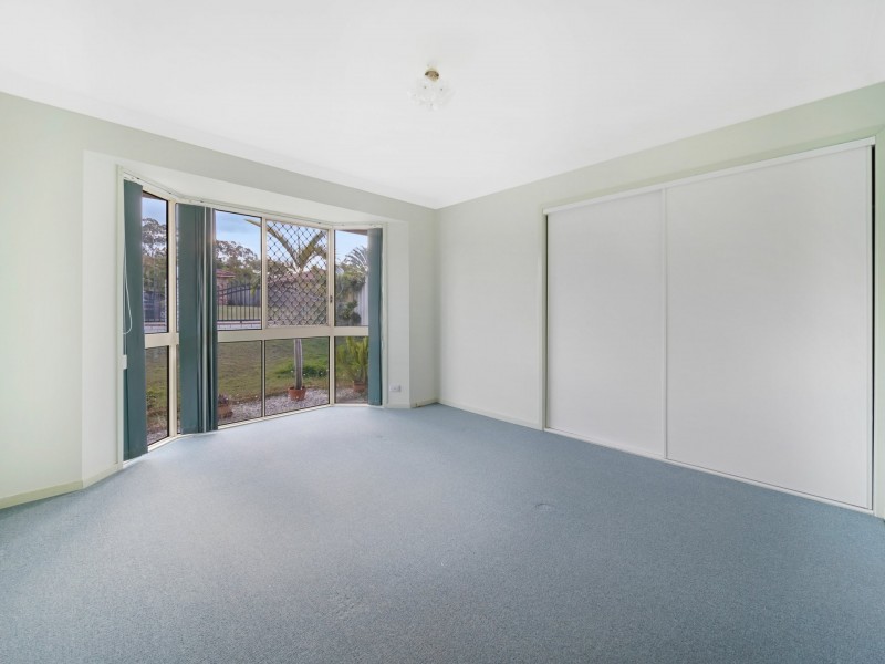16 Lorraine Street, Crestmead QLD 4132