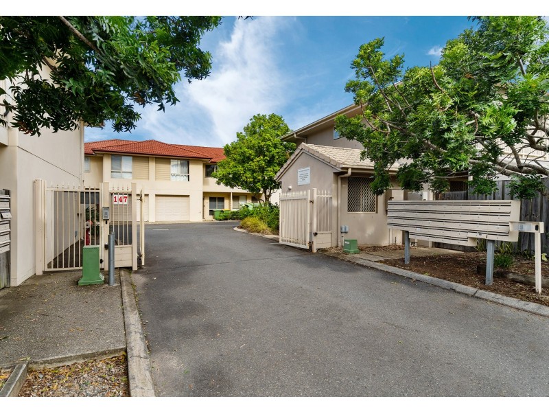 Unit 8/147 Fryar Road, Eagleby QLD 4207