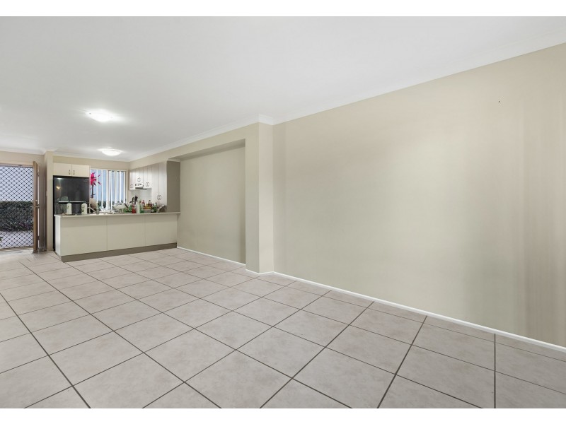 Unit 8/147 Fryar Road, Eagleby QLD 4207