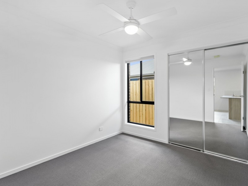 31 Jim Davidson Blvd, Belivah QLD 4207