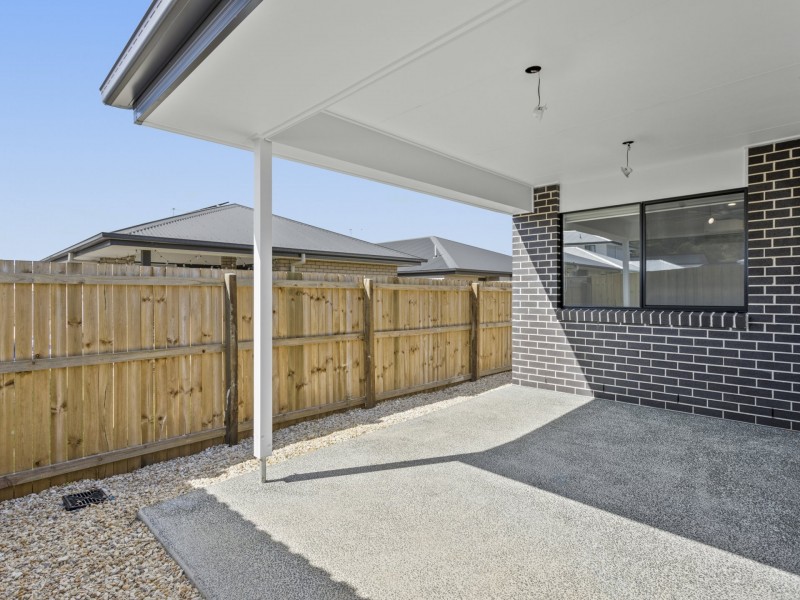 31 Jim Davidson Blvd, Belivah QLD 4207