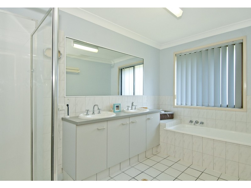 3/15 Lane Ct, Mount Warren Park QLD 4207