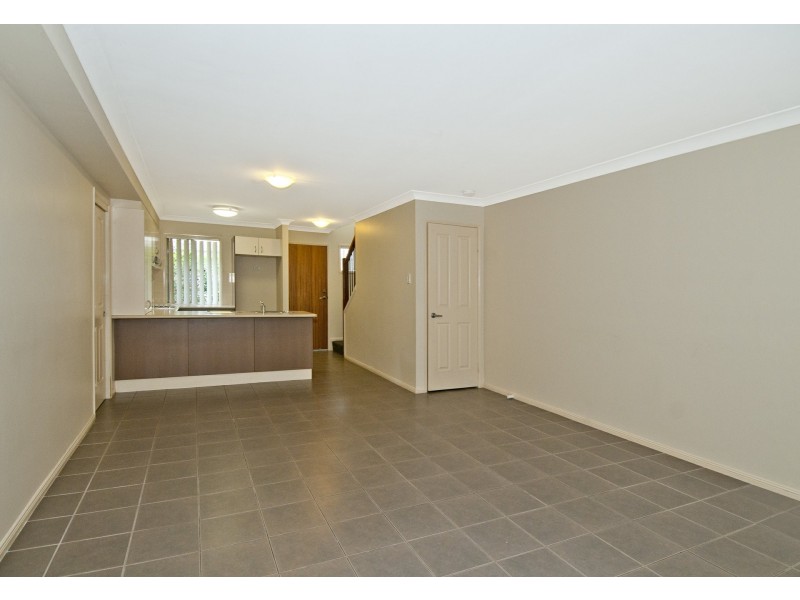 30/154 River Hills Road, Eagleby QLD 4207