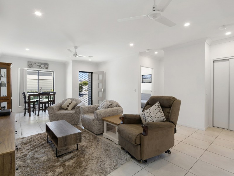 184/42 Quinzeh Creek Rd, Logan Village QLD 4207
