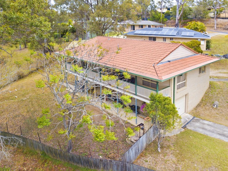 36 Loane Drive, Edens Landing QLD 4207