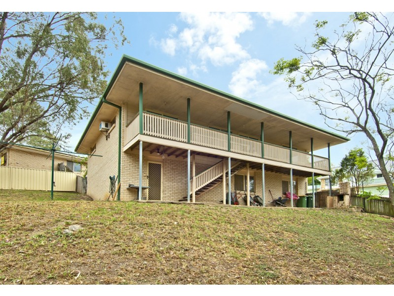 36 Loane Drive, Edens Landing QLD 4207