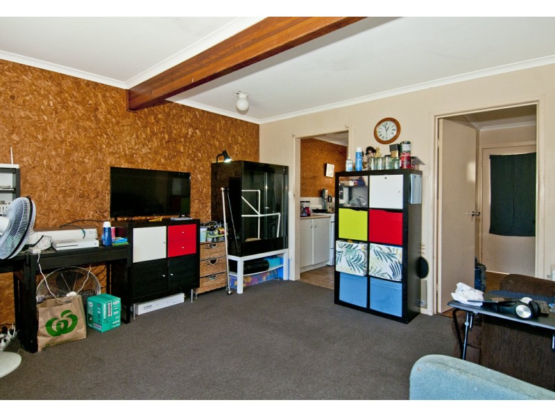 Unit 4/4 Cowper Avenue, Eagleby QLD 4207