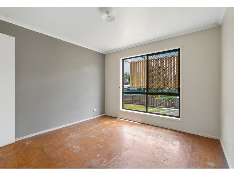 1 Hughes Street, Eagleby QLD 4207