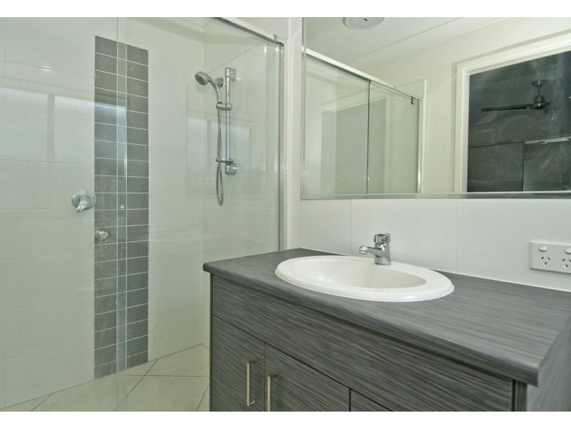 39 Samford Drive, Holmview QLD 4207