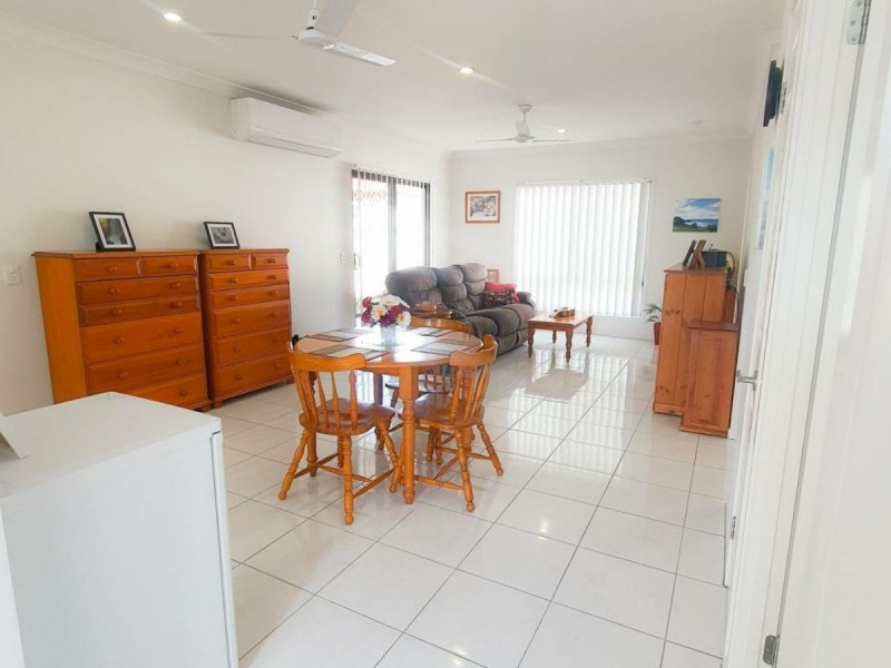 215/225 Logan Street, Eagleby QLD 4207