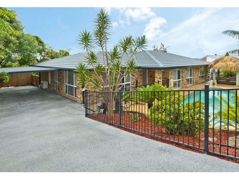 6 Jager Place, Edens Landing QLD 4207