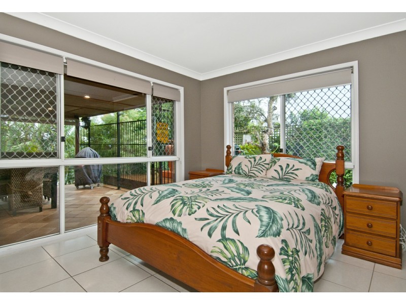 6 Jager Place, Edens Landing QLD 4207