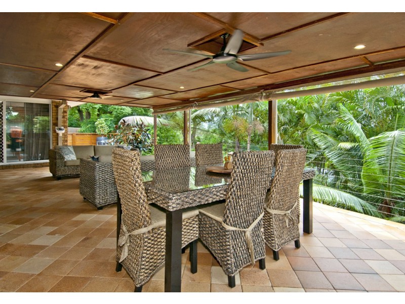 6 Jager Place, Edens Landing QLD 4207