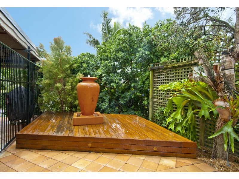 6 Jager Place, Edens Landing QLD 4207