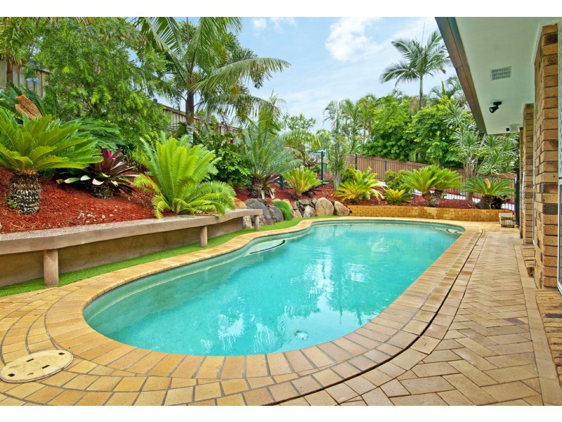 6 Jager Place, Edens Landing QLD 4207