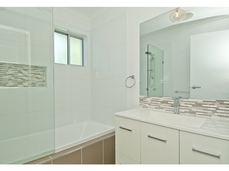 4 Greenfield Street, Eagleby QLD 4207