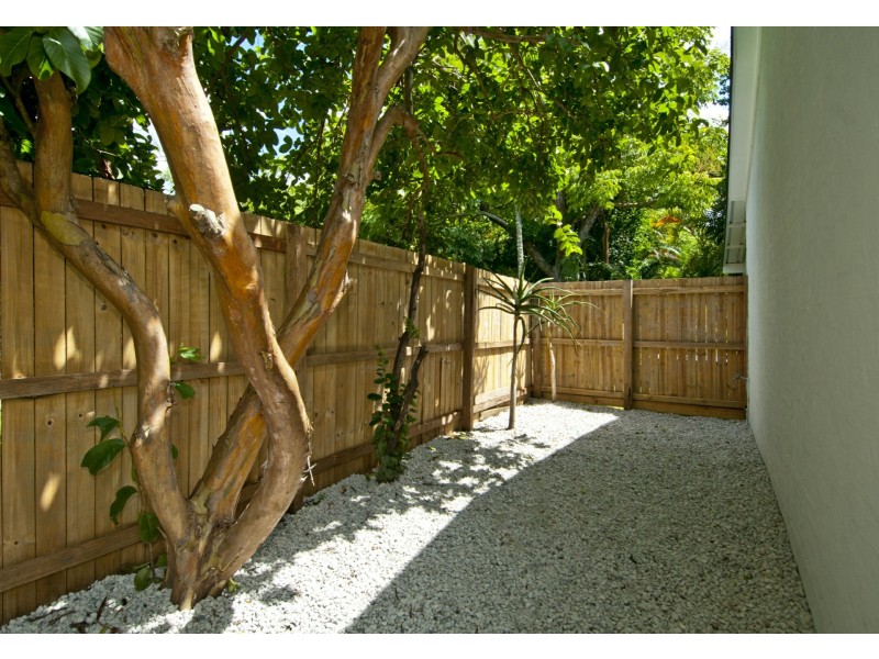 4 Greenfield Street, Eagleby QLD 4207