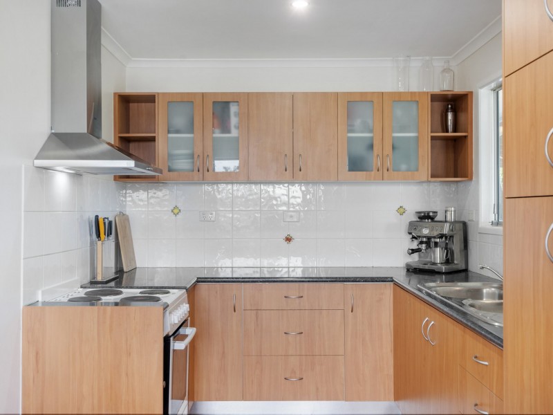 5 Jeetho Street, Holmview QLD 4207