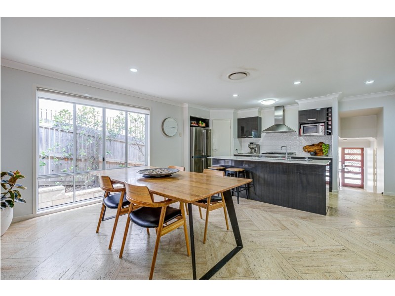 6 Undara Place, Waterford QLD 4133