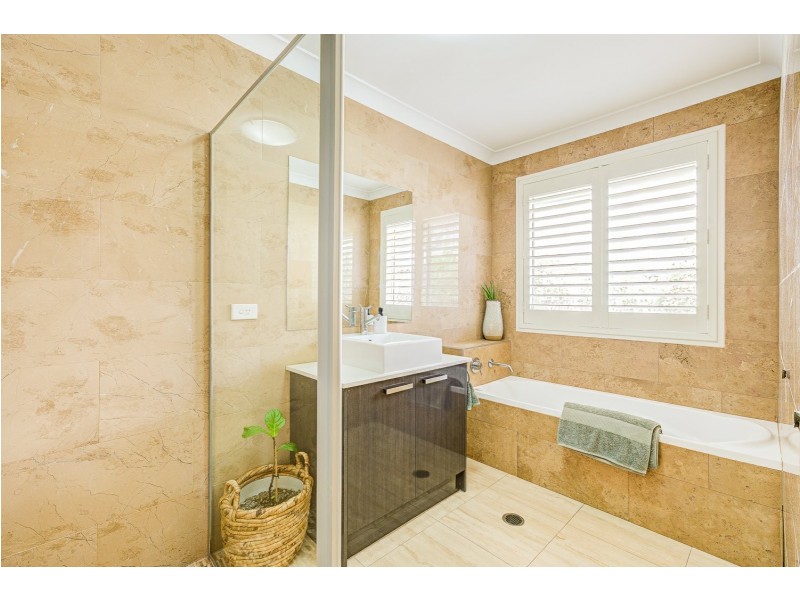 6 Undara Place, Waterford QLD 4133