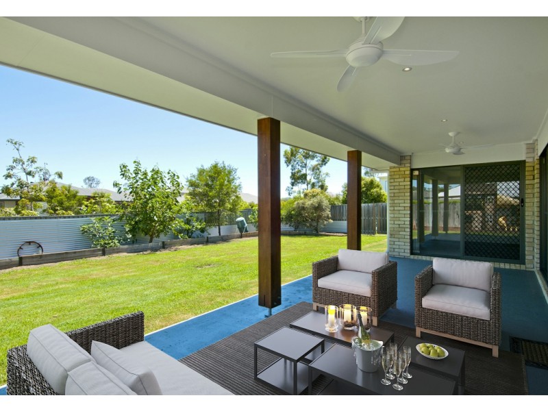 1 Peak Lane, Yarrabilba QLD 4207